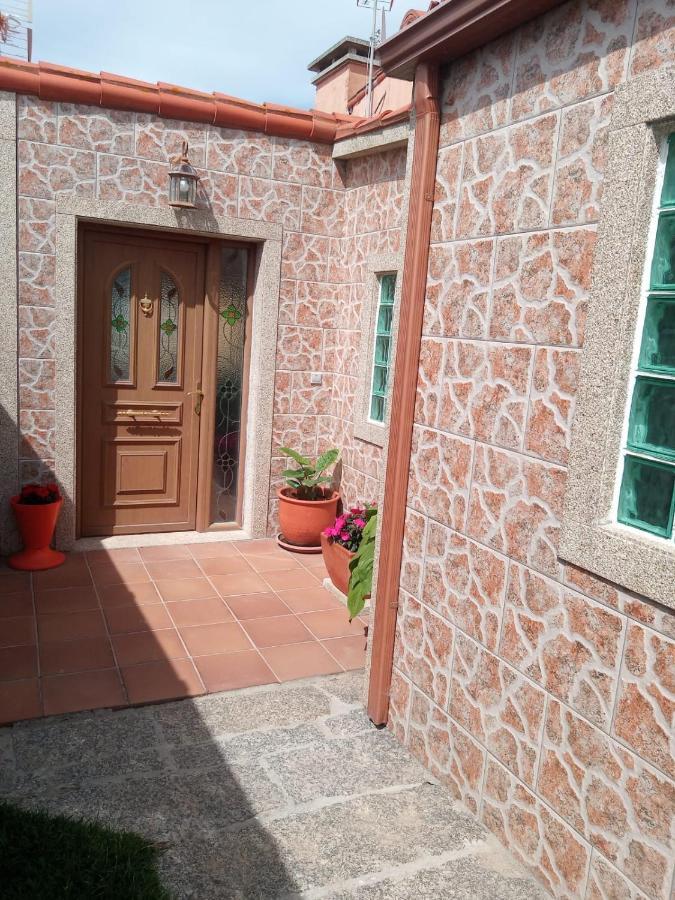 Casa Con Jardin En Primera Linea De Playa O Grove Exterior foto